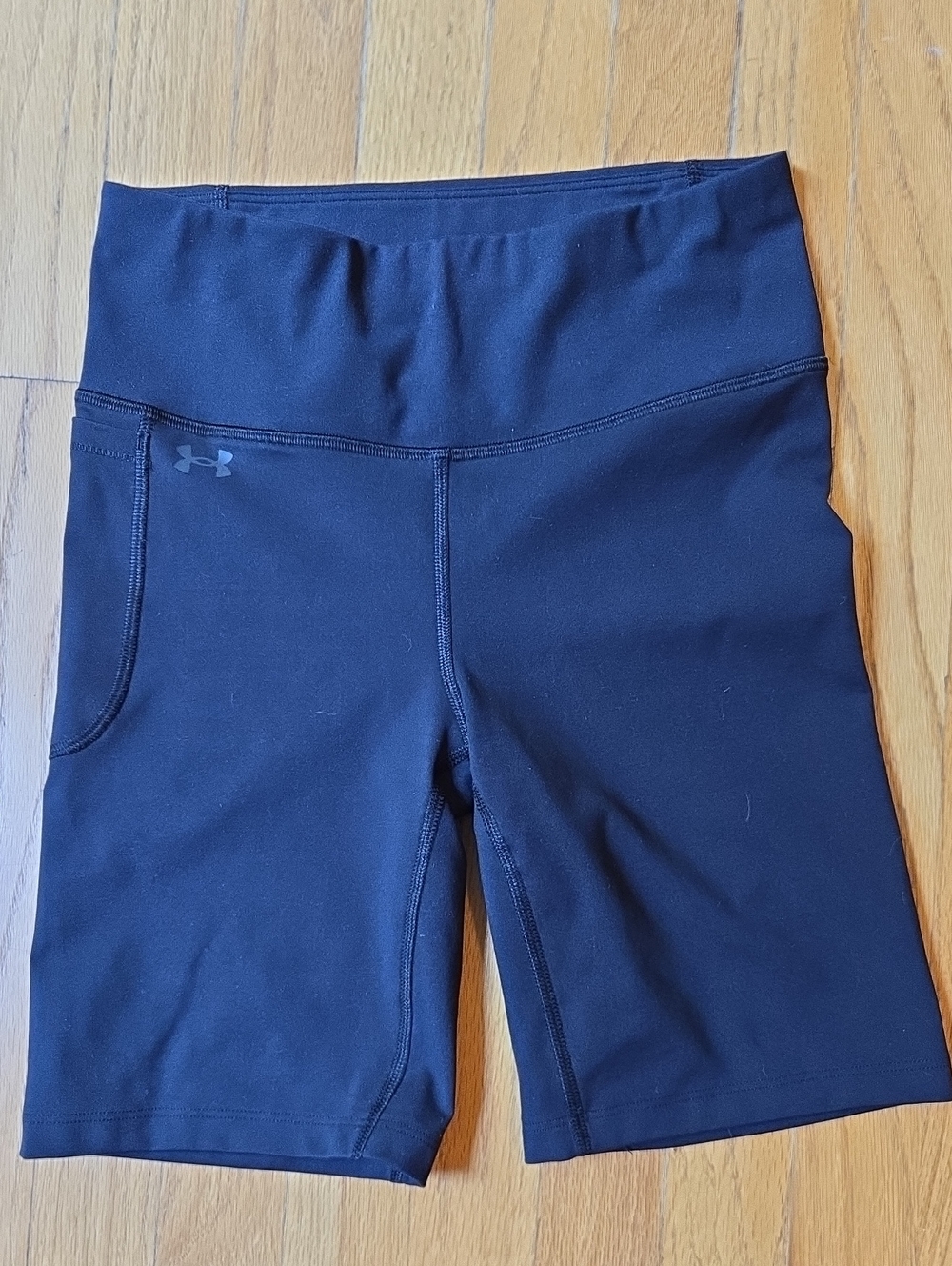 Under Armour Women's Motion Bike Shorts